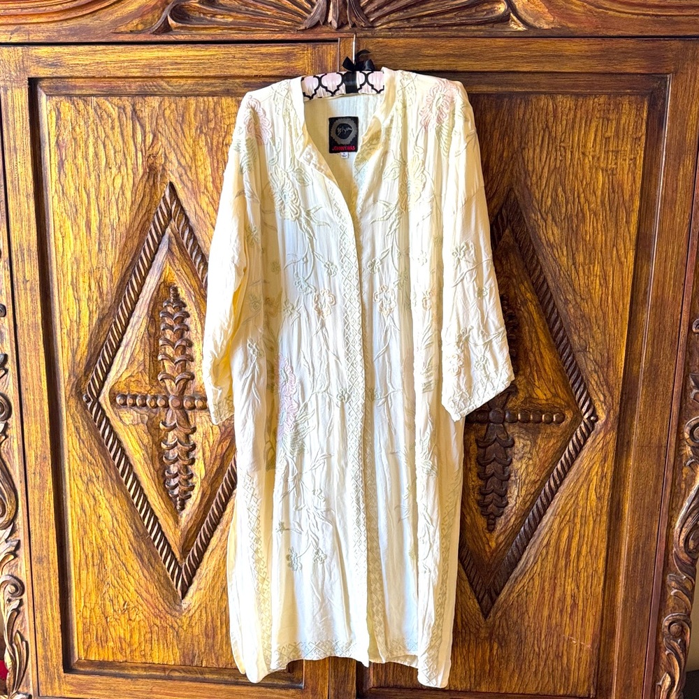 Johnny Was Cream Textured Fabric Duster